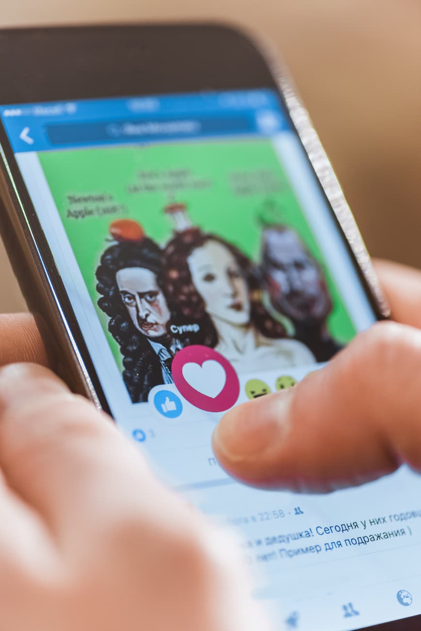 marketers discussing google ads